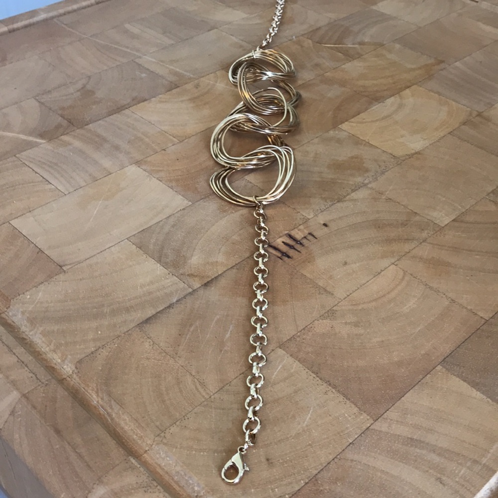 Gold Tone Wire Necklace - Picture 4 of 4